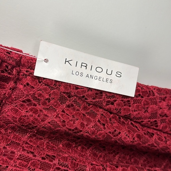 KURIOUS SZ XL RED LACE SWEETHEART NECKLINE HANDKERCHIEF HEMLINE RUFFLED STRAPS - Picture 2 of 8